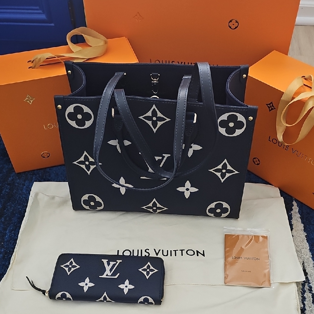 Louis Vuitton On The GO Tote MM plus WALLET, GENTLY USED, AUTHENTIC